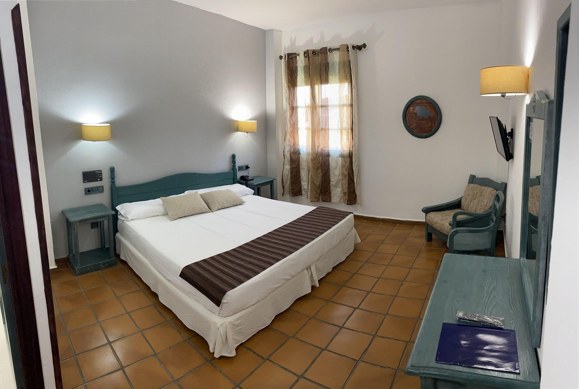 Hotel Almagro Buitenkant foto
